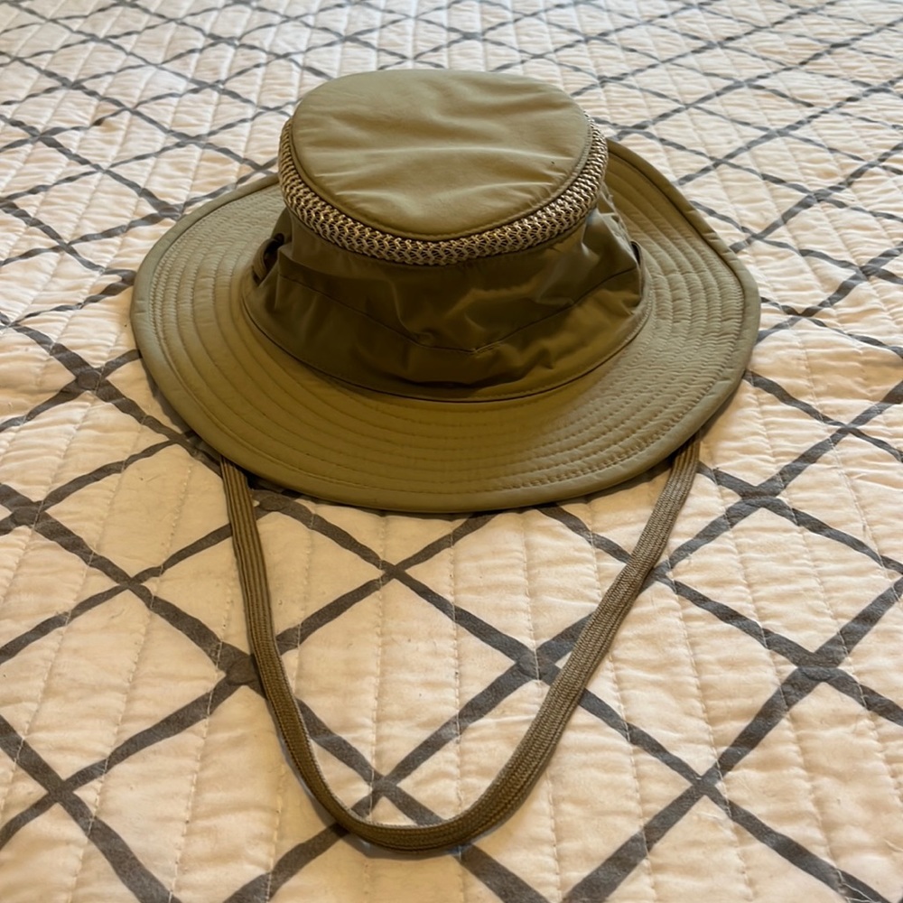 Tilley airflow hat 7 3/8